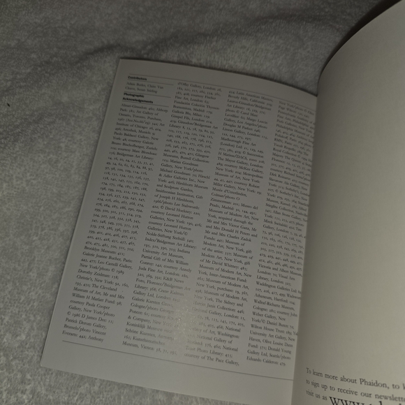 Phaidon The Art Book - Bold Multicolor Design - Picture 7 of 7